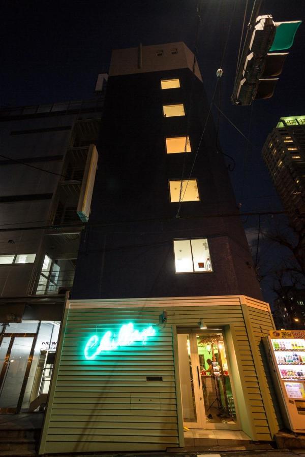 Hostel Chillax Ōsaka Extérieur photo