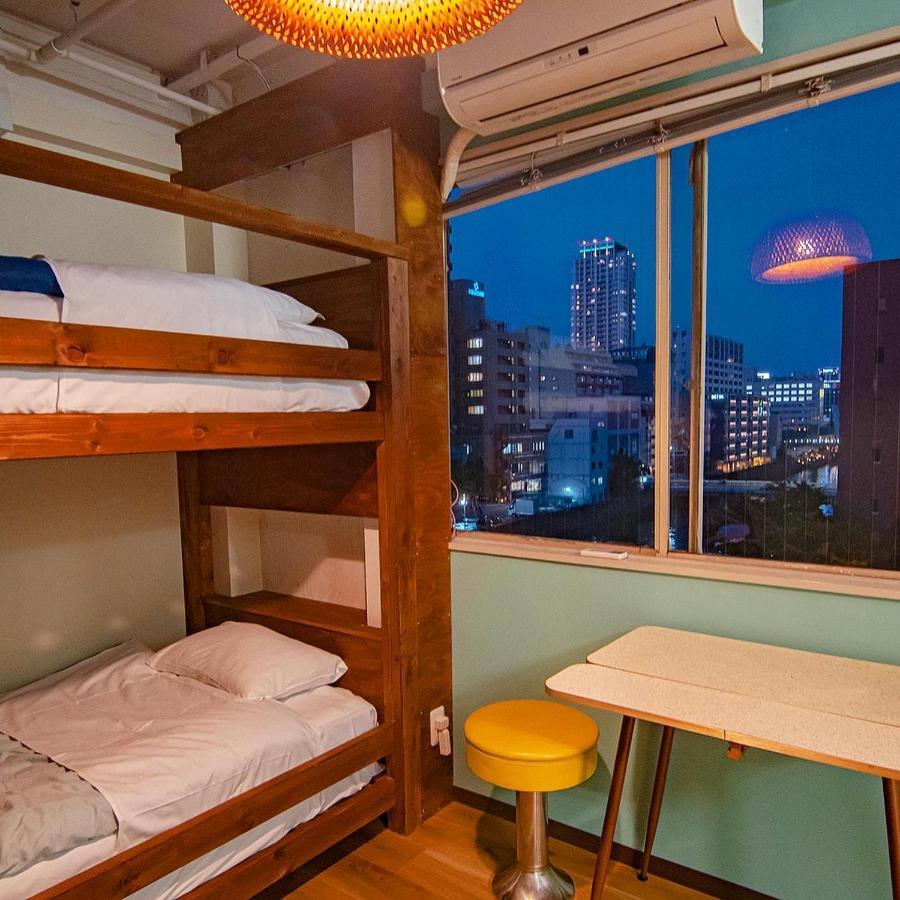 Hostel Chillax Ōsaka Extérieur photo