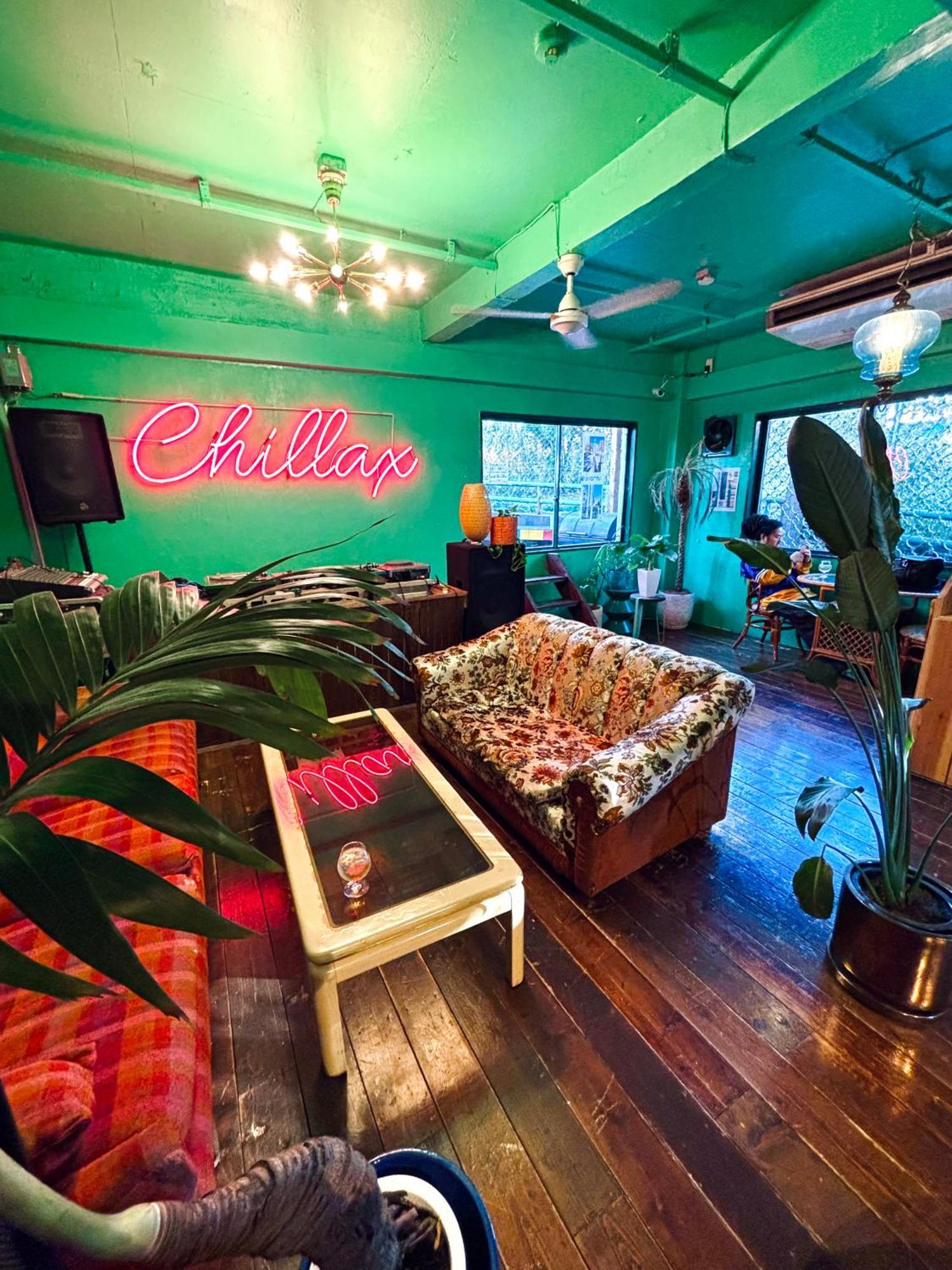 Hostel Chillax Ōsaka Extérieur photo